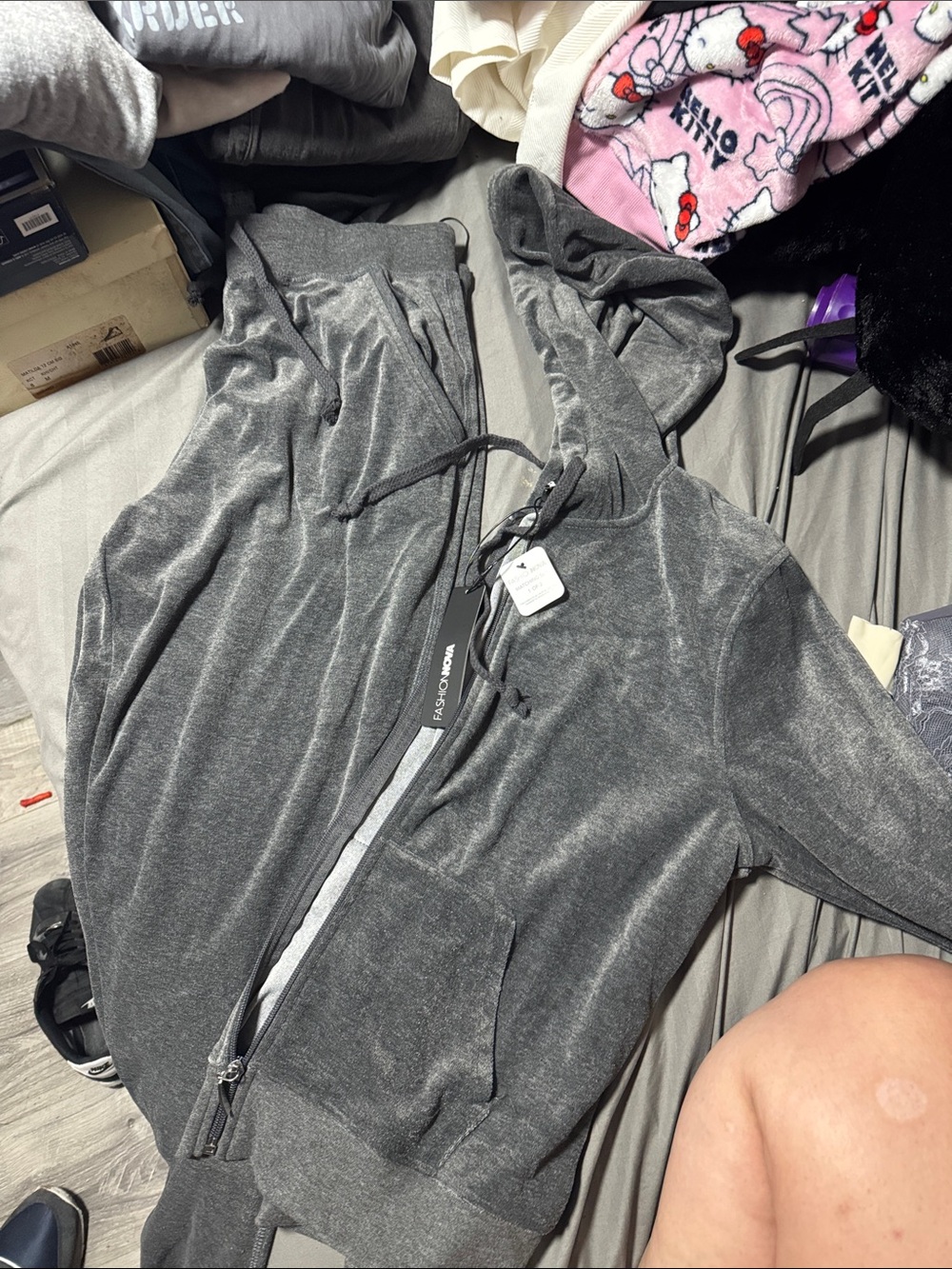 Fashion Nova Gray velour sweat jacket and pants 2pcs